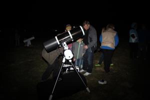 Raziskovanje zvezdnega neba in vseh njegovih pojavov je bilo zelo zanimivo za obiskovalce. 